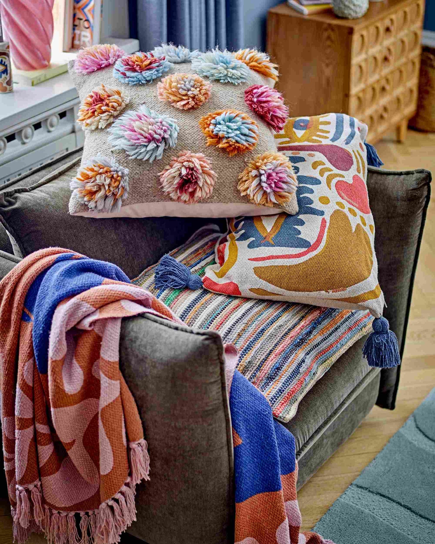 Kissen | Natur mit getufteten Wollblumen | Somma