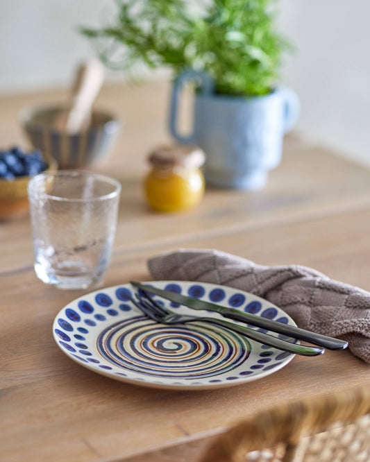 Bunter Teller für Frühstück oder Kuchenzeit.