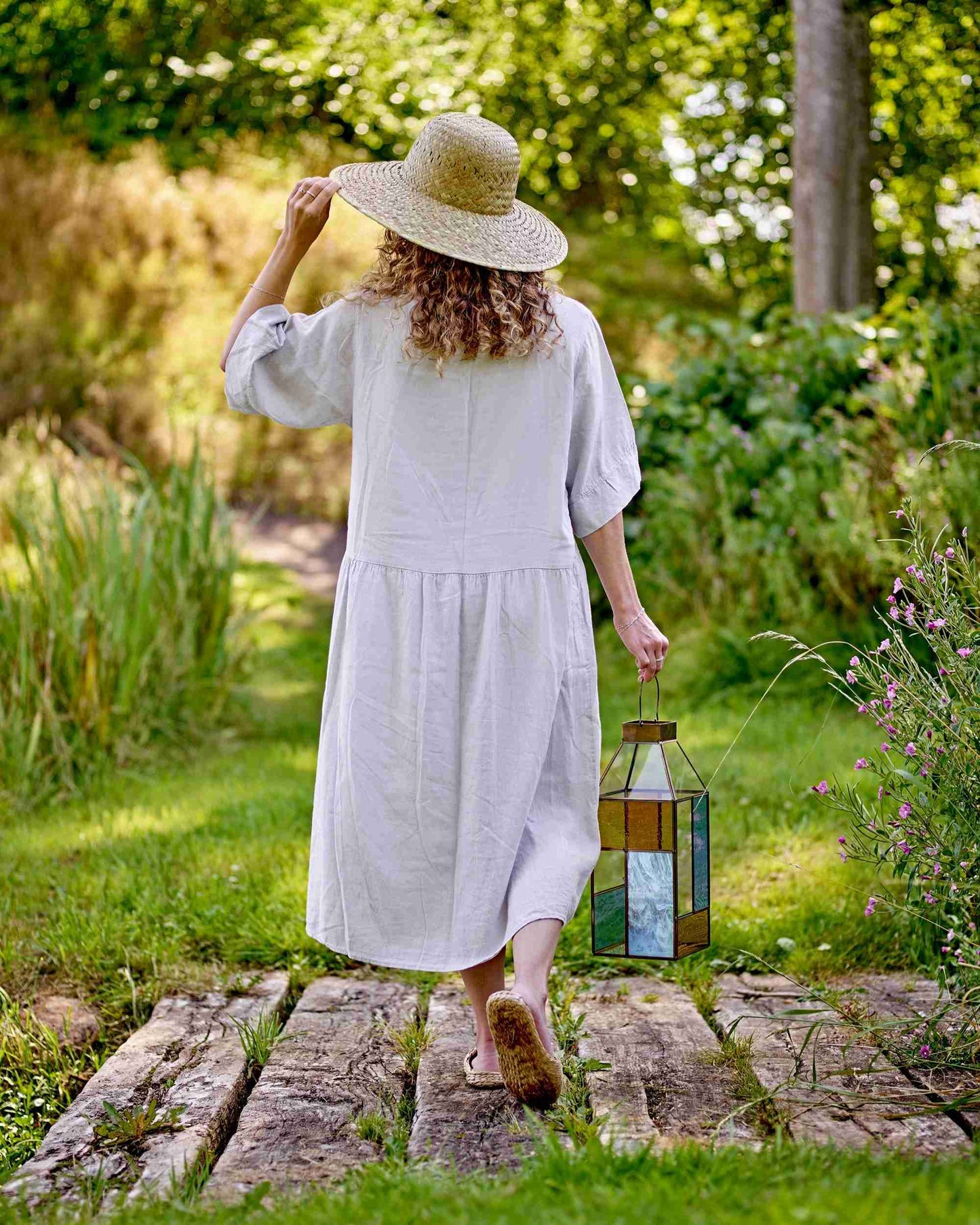 Bunte Laterne aus Glas und Kupfer. Für Outdoor und Indoor. 